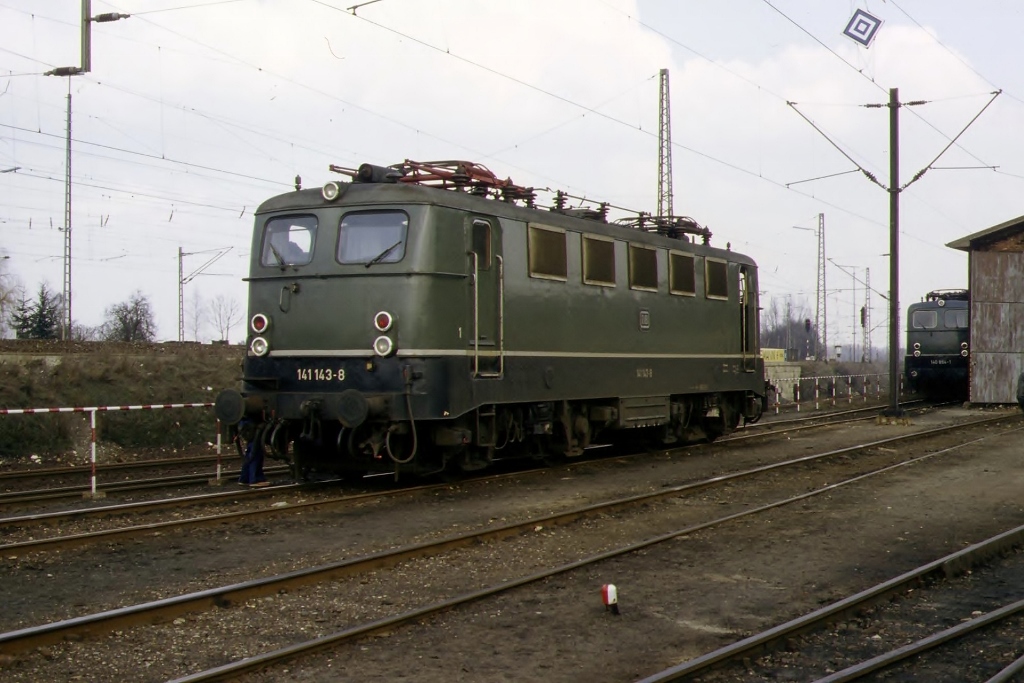 1982-03-19_141 143 (1024x683)