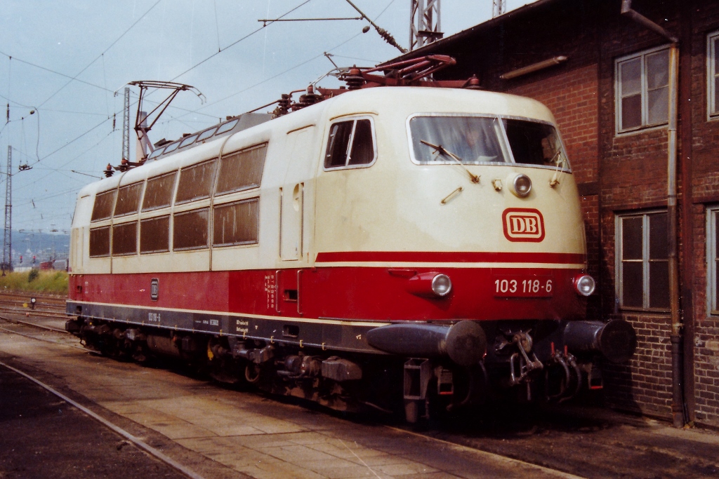 1982_103 118 - 6 _Edwin Rolf (1024x683)