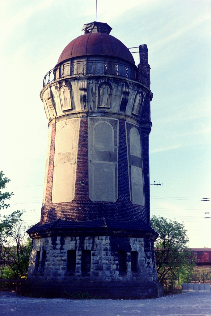 Wasserturm_1991_Michael_Blome (683x1024)
