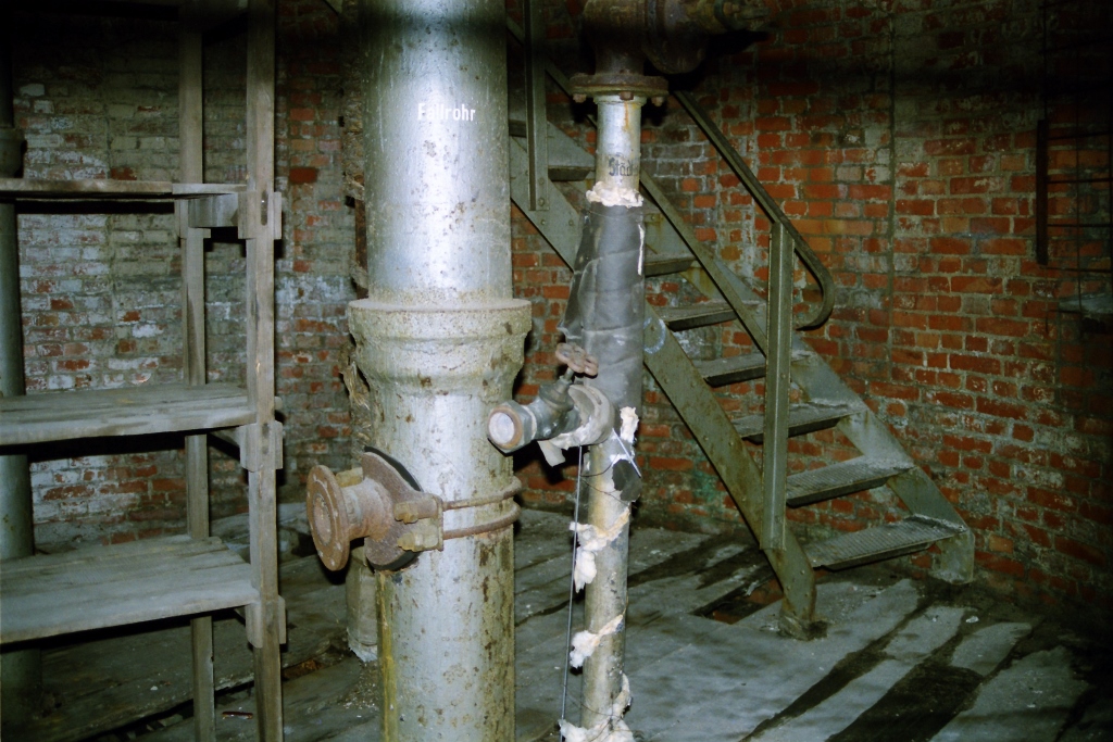 2002-03-21_Edwin Rolf_a (1024x683)