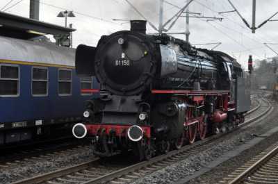 4. Januar 2015 - 110 Jahre Bahnhof Hillegossen Pendelfahrt zwischen Bielefeld und Lage mit 01 150 Veranstalter "Möbel-Bahnhof Hillegossen" Inh. Peter Timpe
